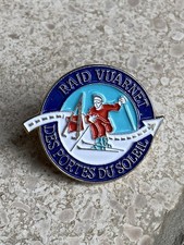 Pin’s Raid Vuarnet Des
