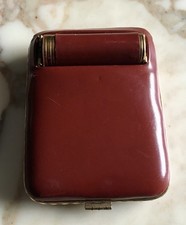 Ancien Poudrier / Rouge à