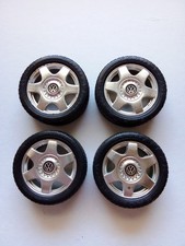 Jantes / roues VW New Beetle Burago 1/18 (idéal tuning ou diorama)