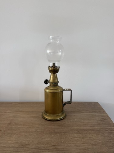 Ancienne lampe essence type - lampe, À