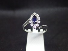 Bague marquise en or blanc