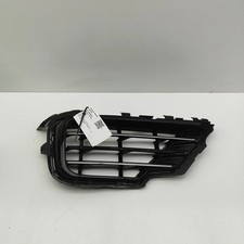 VW TOUAREG 7P5 Calandre Avant
