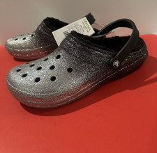 New w/ tags Crocs Classic Fuzz