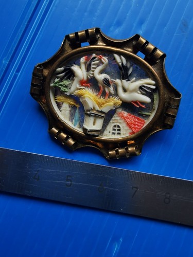 Ancienne broche décor