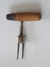 ANCIEN TIRE BOUCHON MAGIC CORK