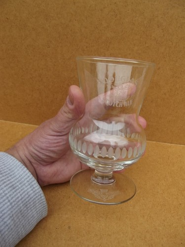 Verre bière publicitaire - À,