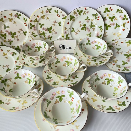 Wedgwood wild strawberry trio - wedgwood,