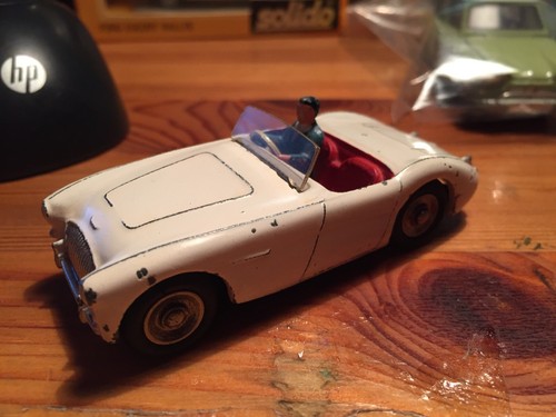 Dinky toys austin healey - toys,