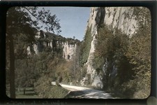 AUTOCHROME (10x15) G. MEUNIER. France, Val d'Amby, Crémieu