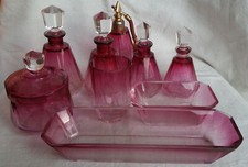 Très joli vase ancien en cristal taillé à la roue Baccarat Saint Louis Sèvres ?