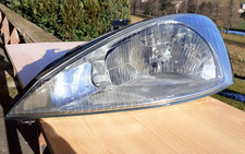 0374D, Phare avant gauche Ford