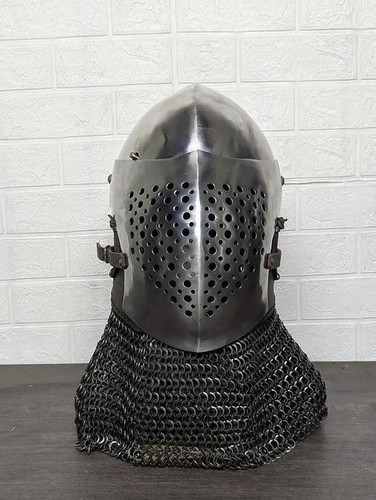 Casque bascinet médiéval - casque,