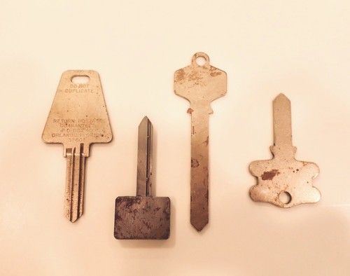 Four vintage uncut unusual - four,