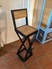 Chaise de bar design industriel  sur mesure en bois et métal