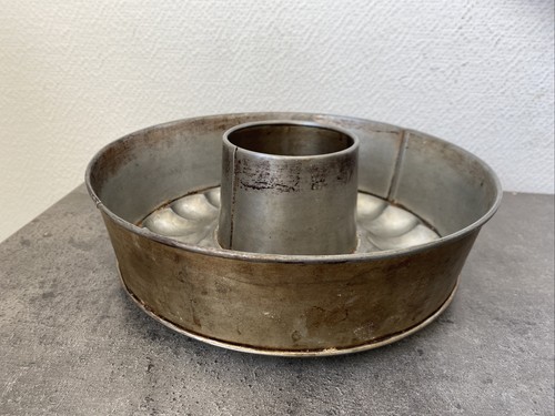 Ancien moule savarin - moule,