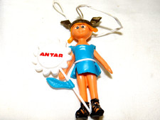 porte clés automobile poupée