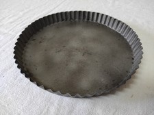 Ancien Moule à Gâteau, Tarte en fer blanc 22,5cm de diamètre par 2,3cm de haut