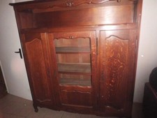 MEUBLE bahut EN BOIS HAUTEUR 1,76 m - largeur 1,62 m remise en mains propres