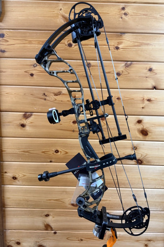 New bowtech ascend 70lb - new, rh