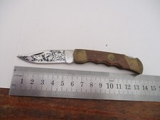 ANCIEN PETIT COUTEAU PLIANT BOIS ET LAITON LAME GRAVÉE