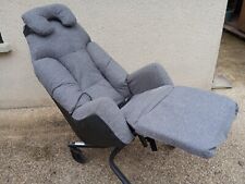 fauteuil de détente électrique et inclinable en très bon état idéal pour sieste