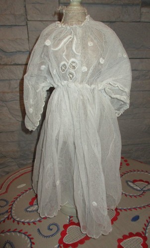 Magnifique robe ancienne - ancienne, en