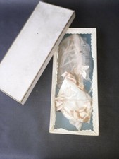 Ancienne aumônière et bonnet