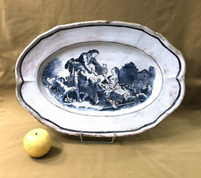 plat ovale en faïence 47x32 Forges les eaux / Rouen / Clermont Ferrand XVIII eme