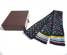 Authentique écharpe ruban