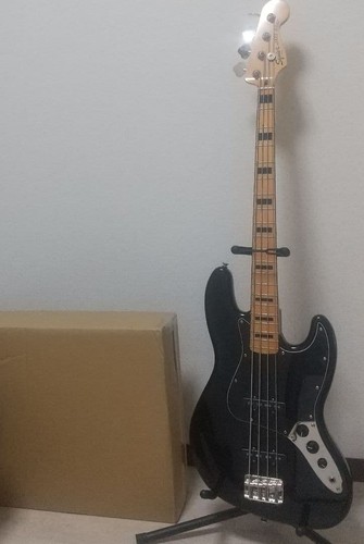 Squier classic vibe 70s jazz - '70s,