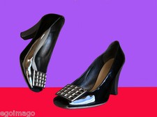 TRÈS CHIC PAIRE D'ESCARPINS