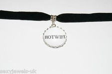 Hotwife Noir Velours Tour De