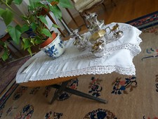 SERVICE à THE (Anglais)