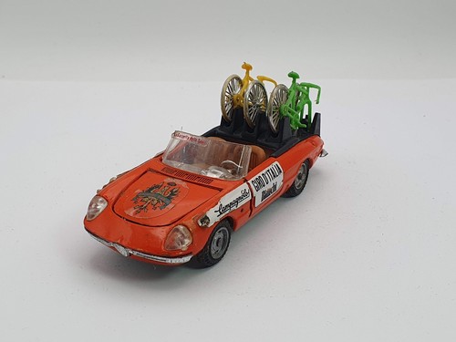Alfa romeo duetto tour - romeo,