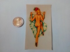 Chromotransfert,décalcomanie des années 60.Femme nue de dos.10,5 cm x 6 cm