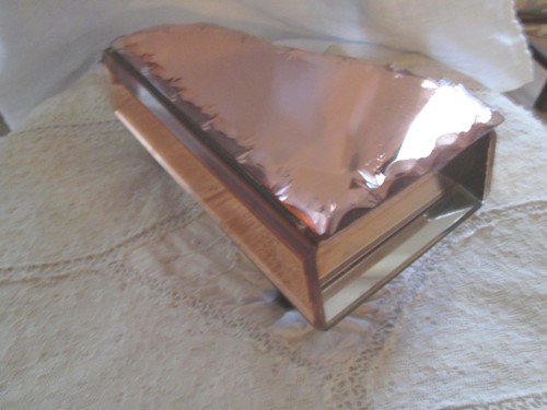 Boite bijoux verre rose - a,