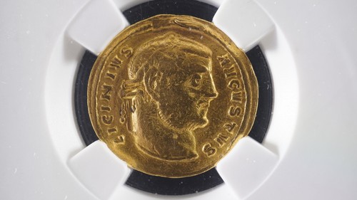 Licinius ier aureus - -,