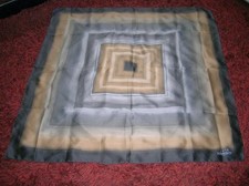 grand carré foulard