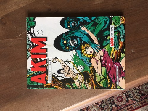 Petit format akim - akim,
