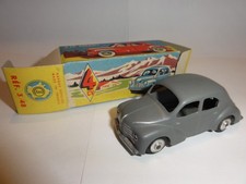 CIJ C.I.J RENAULT 4cv grise neuve boite époque DINKY, JRD, NOREV