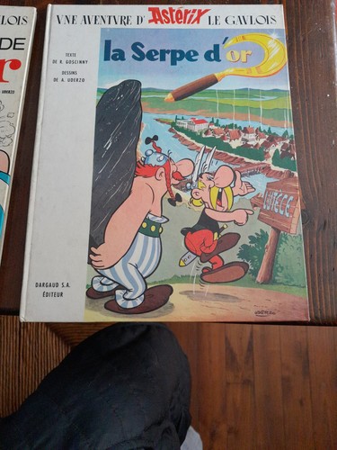 Bande dessinée asterix - dessinée,