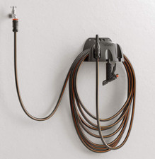 Support De Tuyau À Accrocher Au Mur Pour Tuyaux D'Irrigation CLABER COD.8866