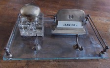 Ancien nécessaire de bureau