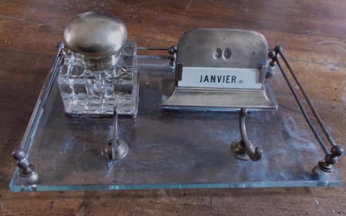 Ancien nécessaire bureau - de,