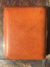 ANCIEN ETUI A CIGARETTES TREMBLAY CUIR MARRON , METAL ET BAKELITE VINTAGE