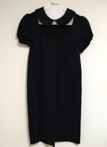 Robe dentelle col rond - en, À