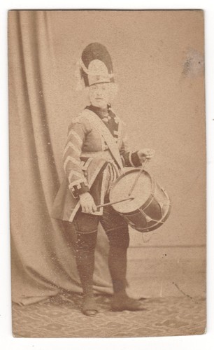 Femme habillée tenue - habillée,
