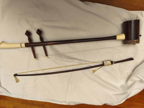 Très ancien erhu - très, ‘’erhu’’