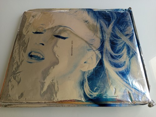 Madonna french book - madonna,