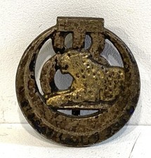 Médaille, broche, pucelle